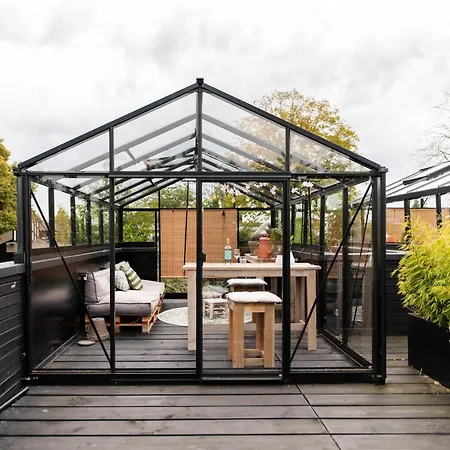 Greenfloat #2 Mica & Luca Daire Boskoop